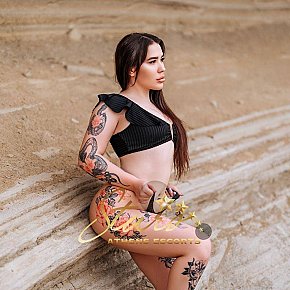 AISHA-STARS Model /Ex-model
 escort in Athens offers French Kissing services