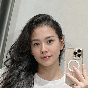 Asian-princess escort in  offers sexo oral sem preservativo services