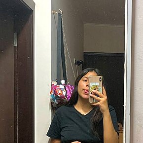 Lucia Mature escort in Bangkok offers Kissing if good chemistry services