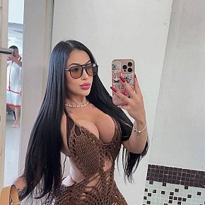 Christina Mature escort in Stockholm offers Cumshot on body (COB) services