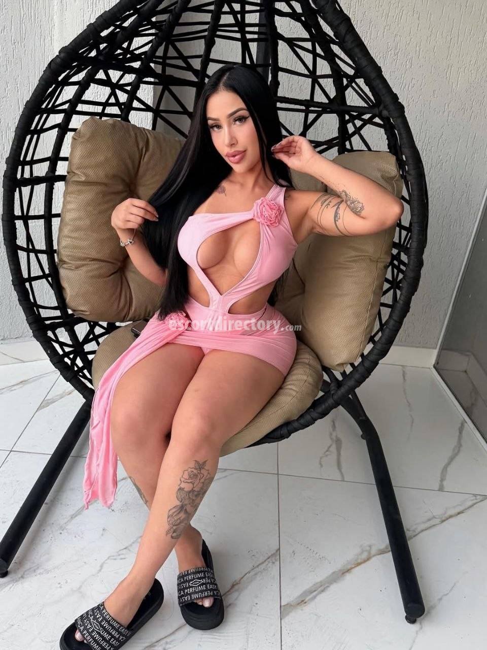 Christina Garota de colegial escort in Brussels offers Beijo francês services
