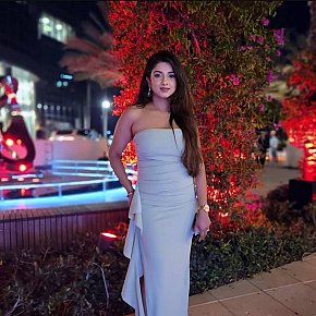 Pooja Modelo/exmodelo
 escort in Doha offers Masaje erótico
 services