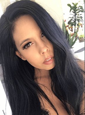 Creella Vip Escort escort in Berlin offers Jeux avec gode/sextoys services