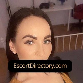 Julia Vip Escort escort in Warsaw offers Cumshot on body (COB) services