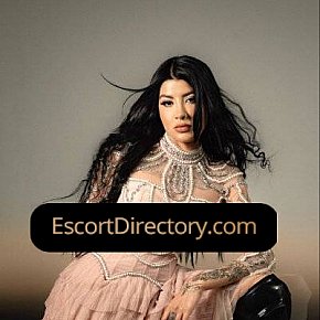 Marah escort in Dublin offers Girlfriend Experience (GFE) services