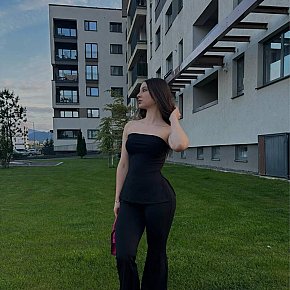 Leilia Petite
 escort in Bangkok offers Intimate massage services