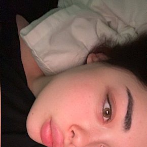 Mira escort in Manama offers Full Body Sensual Massage services