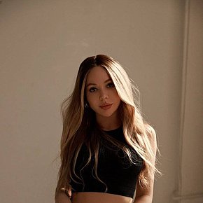 Natalia escort in Hong Kong