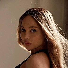 Natalia escort in Hong Kong