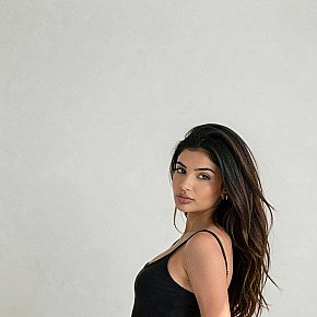 Lavinia All Natural
 escort in London offers Girlfriend Experience (GFE) services