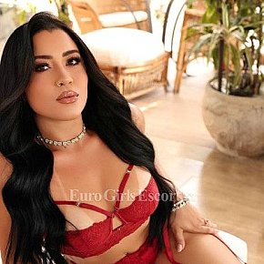 Minna Super Gros Cul escort in Berlin offers Fétischisme des pieds services