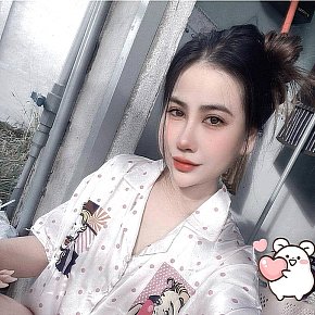 Gracia escort in Manama offers Fingering services