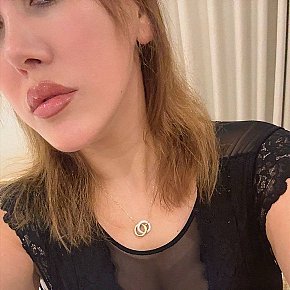 Freya escort in Riyadh offers Erotic massage services