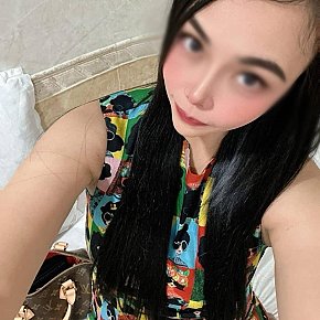 Kylie escort in Hong Kong
