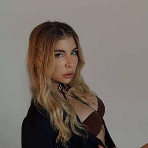 Liz Entièrement Naturelle escort in 