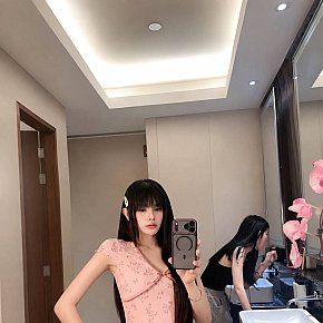 Mimi escort in Manila offers Erotic massage services
