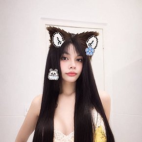 Mimi escort in Manila offers Erotic massage services