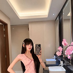 Mimi escort in Manila offers Erotic massage services