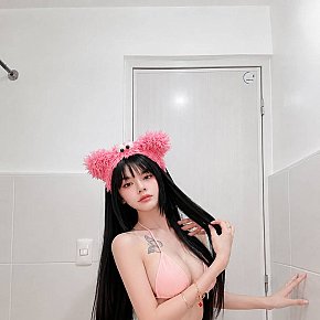 Mimi escort in Manila offers Erotic massage services