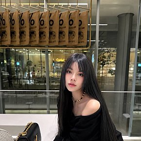Mimi escort in Manila offers Erotic massage services