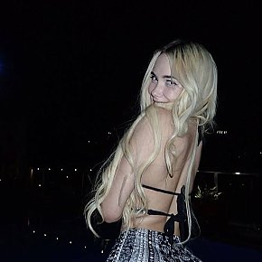 Nina22 Mature escort in Berlin offers Anal Sex services