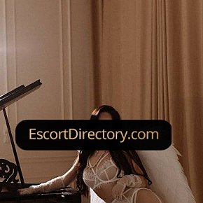 Suzanne Vip Escort escort in Sofia offers Masturbate services
