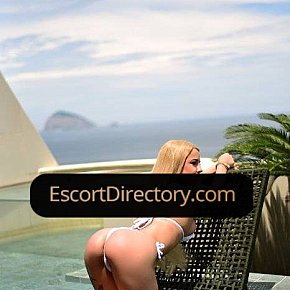 Laura-Clark Vip Escort escort in Milan offers Golden Shower (recieve) services