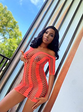 Laura escort in Riyadh