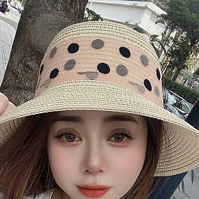Adina escort in Hanoi offers Massaggio erotico services