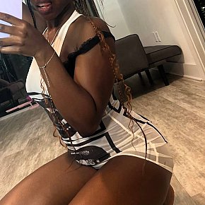 Hana-Annnal escort in Kampala offers Blowjob mit Kondom services