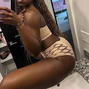 Hanifah escort in Kampala offers Erotic massage services