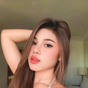 Claudya escort in Singapore City