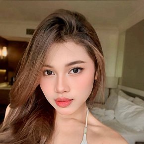 Claudya escort in Singapore City