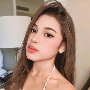 Claudya escort in Singapore City