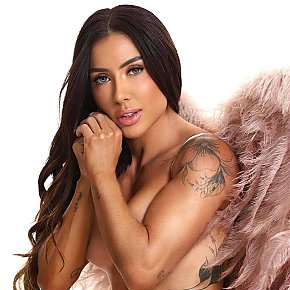 Danaya All Natural
 escort in London offers Girlfriend Experience (GFE) services
