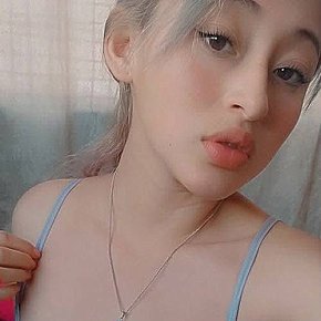 Rossy Petite
 escort in Bangkok offers Intimate massage services