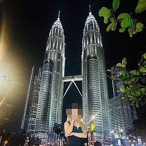 Anastasia Colegiala escort in Kuala Lumpur offers Beso francés services