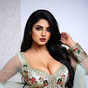 Lina All Natural
 escort in Calcutta offers Erotic massage services