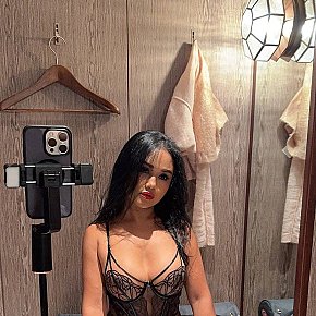 Vie Petite
 escort in Singapore City offers Sex in Different Positions services