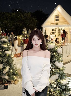 Luna escort in Guangzhou offers Anal massage (receive) services
