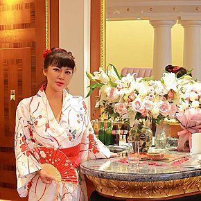 Miko Mature escort in Dubai offers Anal Sex services