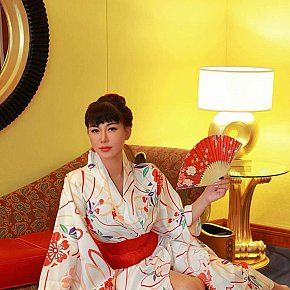 Miko Mature escort in Dubai offers Anal Sex services