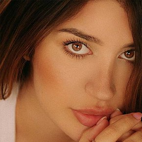 Lua All Natural
 escort in London offers Girlfriend Experience (GFE) services