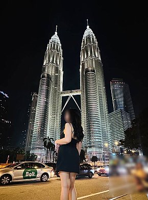 Ivy Ganz Natürlich escort in Kuala Lumpur offers Eier lecken services