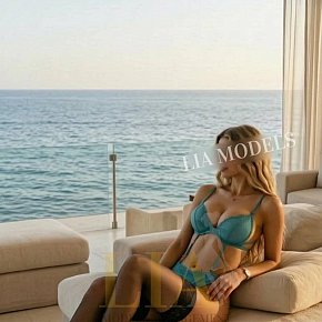 Chrissy Vip Escort escort in Düsseldorf offers Girlfriend Experience (GFE) services