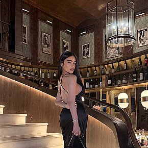 Diane Petite
 escort in Bangkok offers Shower  services