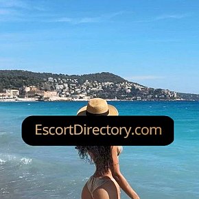 Catarine escort in Lausanne offers Massaggio erotico services