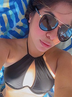 Andrea All Natural
 escort in Istanbul offers Girlfriend Experience (GFE) services