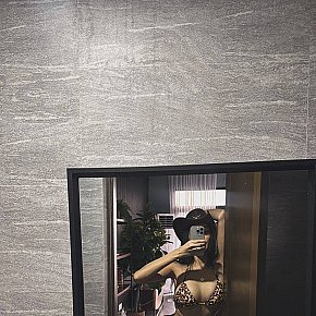 Anna escort in  offers Girlfriend Experience (GFE) services