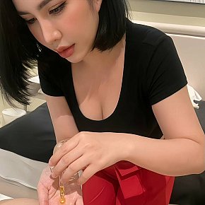 Maya escort in Riyadh offers Prostate Massage services